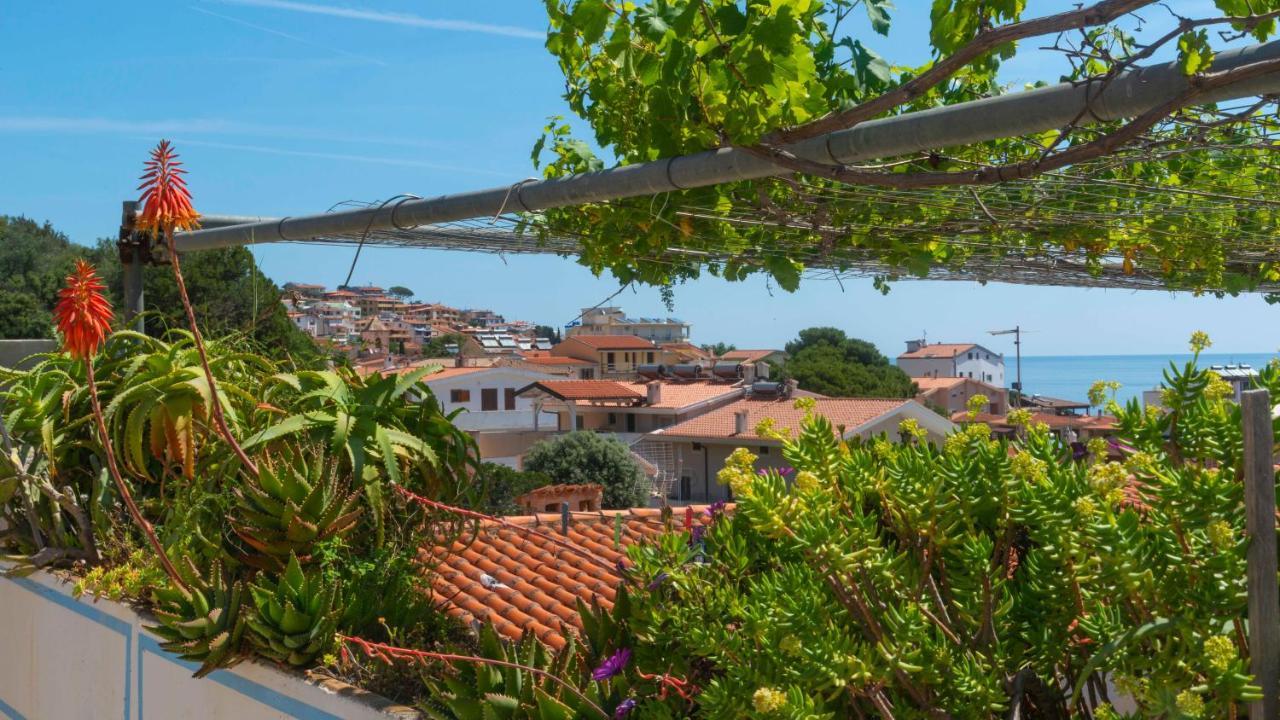 Gabbiani - Cala Gonone Daire Dış mekan fotoğraf